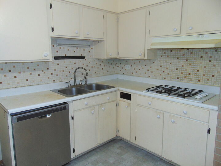 Property Photo:  8996 Kennedy Drive 105E  IL 60016 