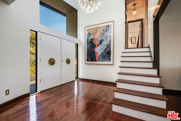 Property Photo:  9234 Kinglet Drive  CA 90069 