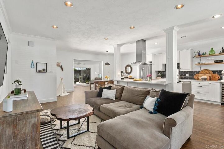 Property Photo:  2203 Levante Street  CA 92009 