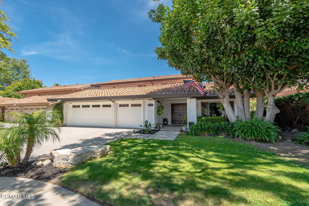 Property Photo: 3922 Calle Del Sol CA 91360
