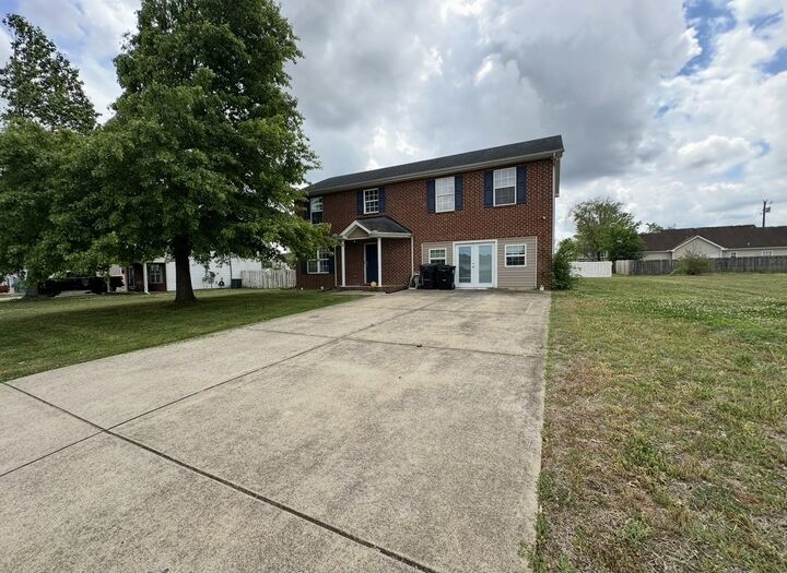 Property Photo:  5129 Monet Ct  TN 37129 