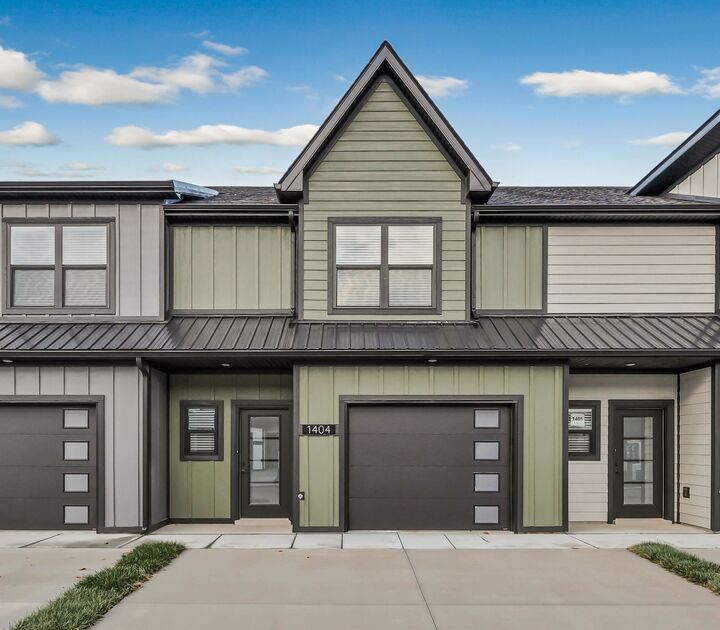 Property Photo:  1404 Jonathan Wade Circle  TN 37043 