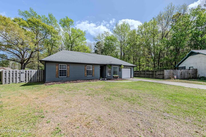 Property Photo:  247 Bayberry Court  NC 28540 