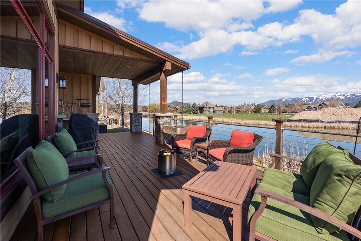 Property Photo:  4032 Red Eagle Drive  MT 59937 