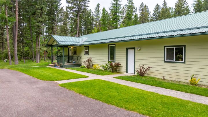 Property Photo: 13033 Trinkus Lane MT 59911