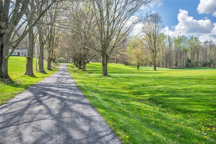 Property Photo:  9400 Mennonite Road  OH 44281 
