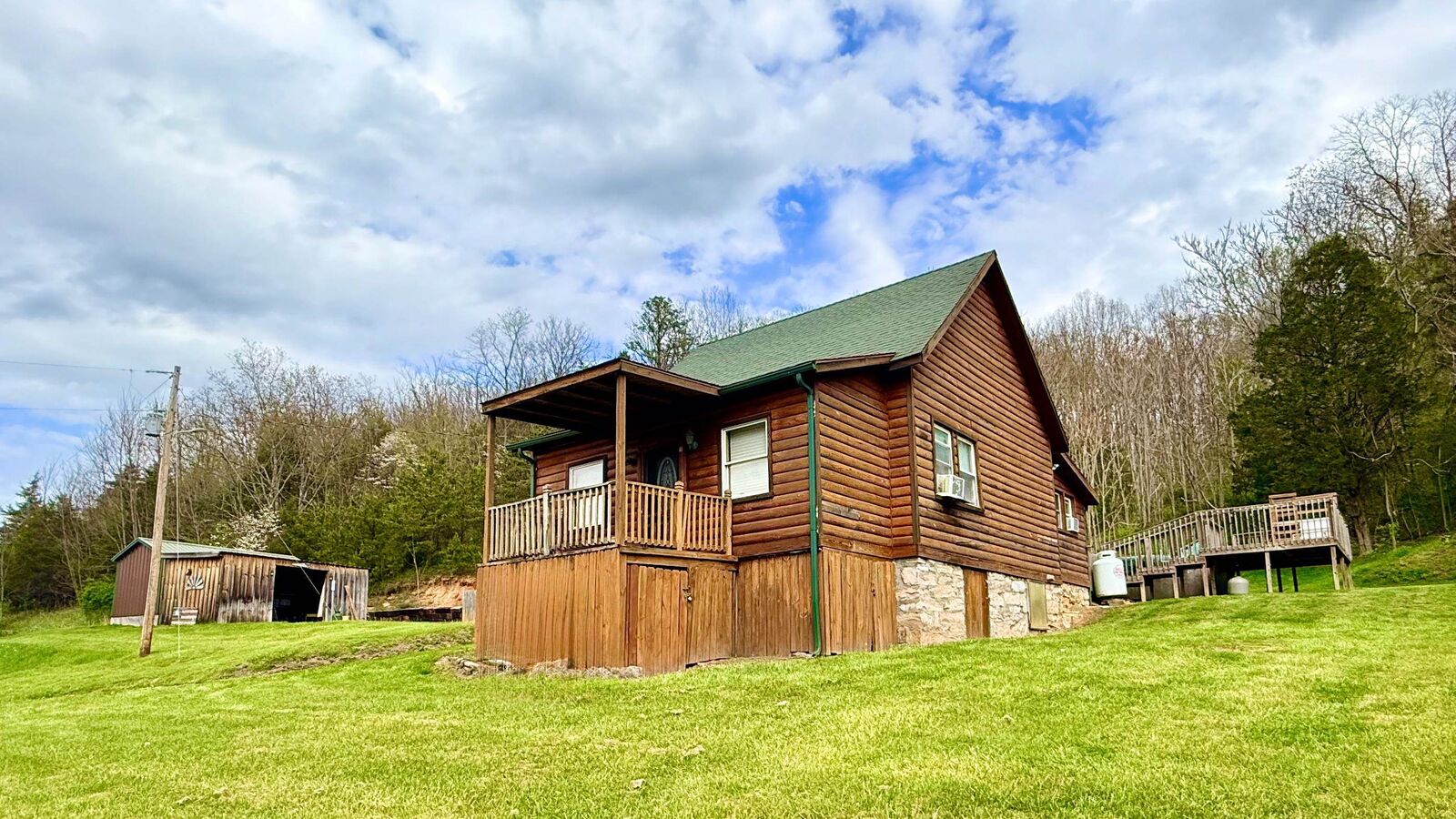Property Photo: 4130 Cumberland Gap Road VA 24128