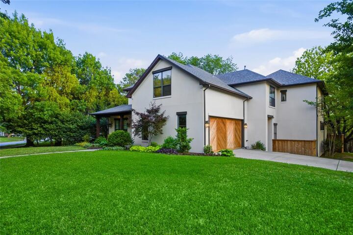 Property Photo:  7106 La Vista Drive  TX 75214 