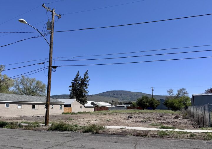 Property Photo:  337 Commercial Street 3000 &Amp 3101  OR 97601 