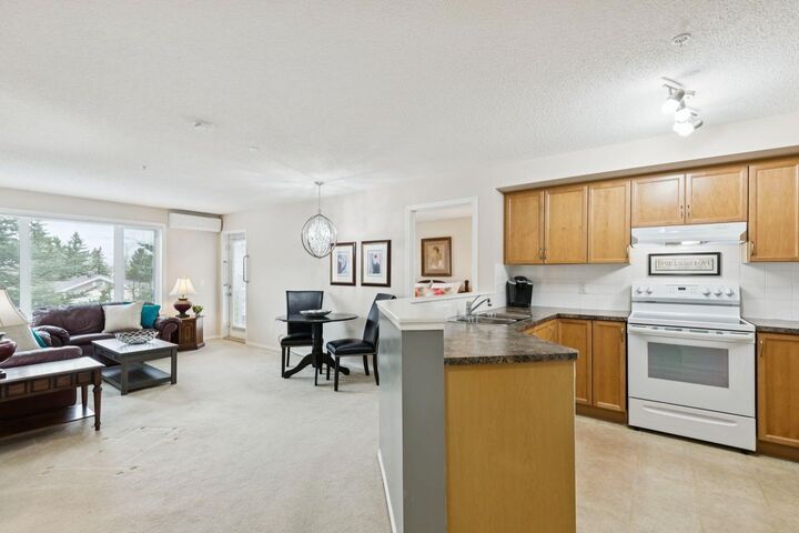 Photo de la propriété:  5200 44 Avenue NE 2202  AB T1Y 7L4 