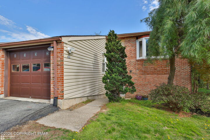 Property Photo:  8332 Willow Run  PA 18051 