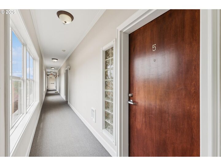 Property Photo:  2241 NW Pettygrove St 5  OR 97210 