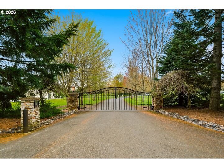 Property Photo:  38901 NE 25th St  WA 98671 