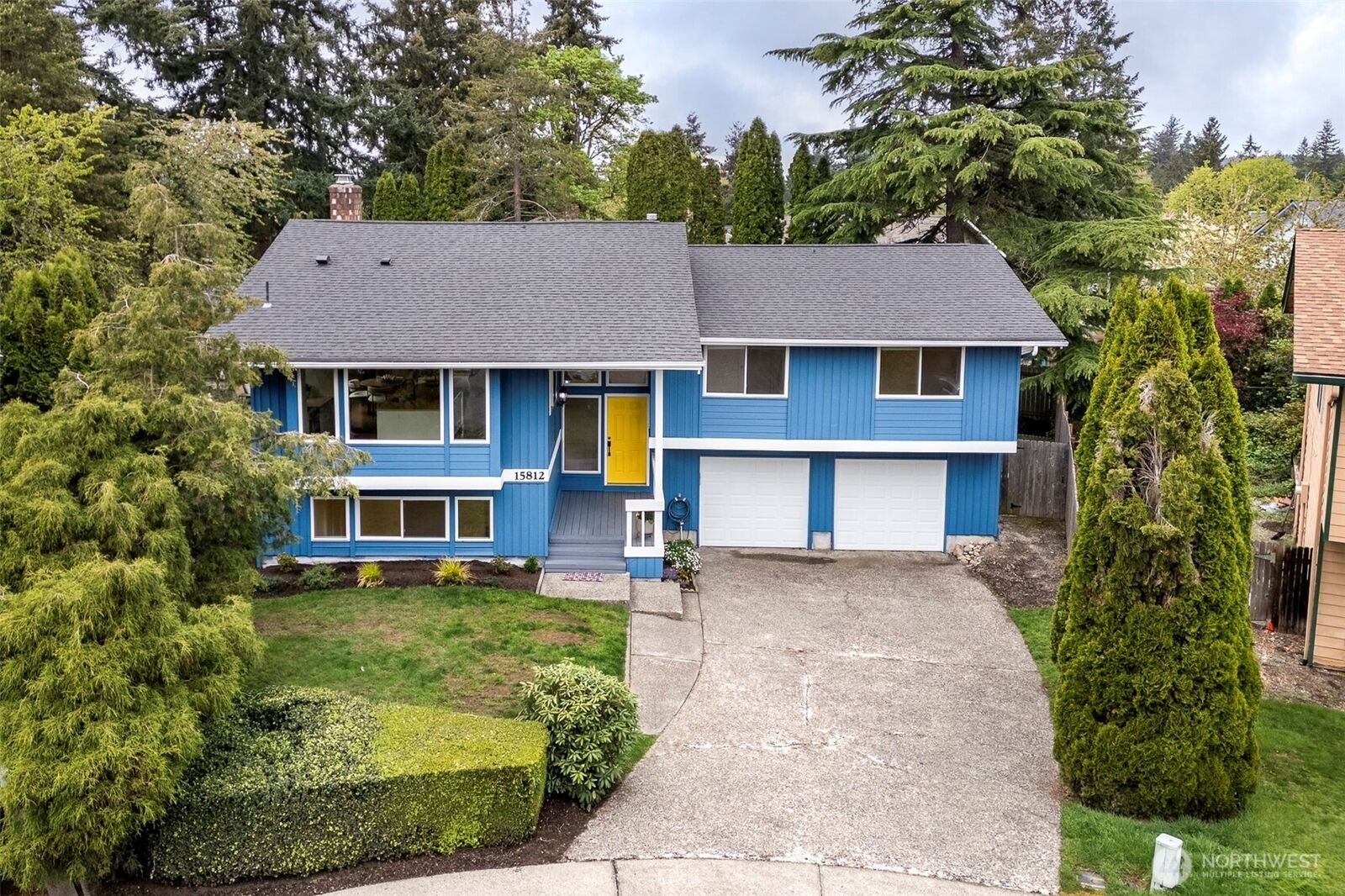 Property Photo:  15812 NE 106th Street  WA 98052 