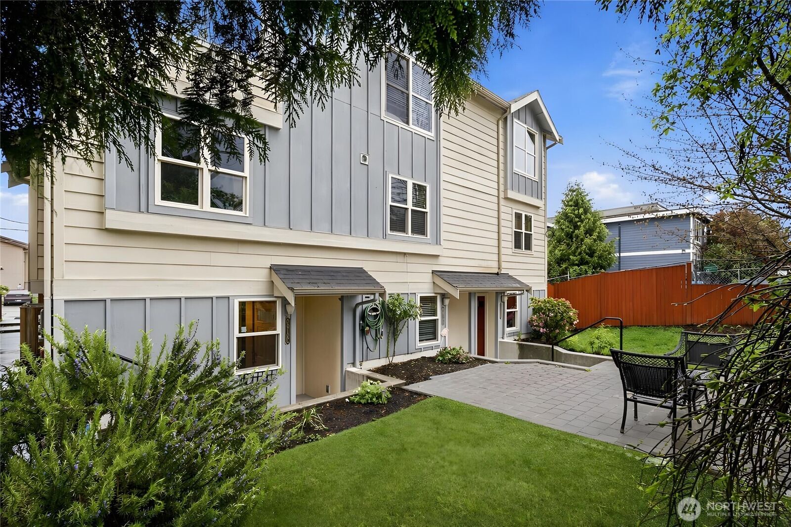 Property Photo:  9010  18th Ave SW C  WA 98106 