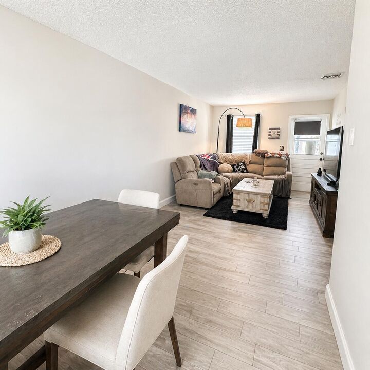 Property Photo:  331 Walton Boulevard 4  FL 33405 