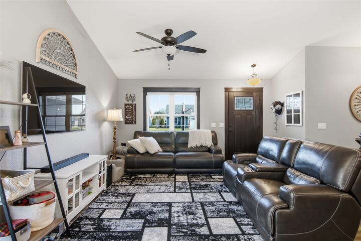 Property Photo:  5642 Green Park Drive  WI 54703 