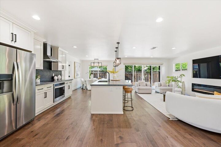 Property Photo:  1532 Todd Street  CA 94040 