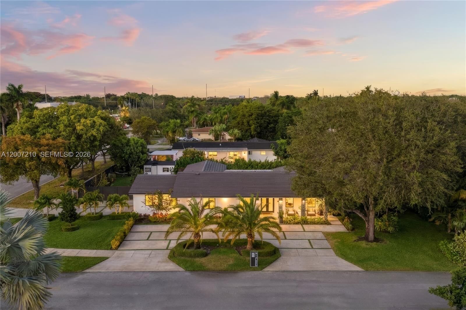 Property Photo:  8625 SW 147th St  FL 33158 