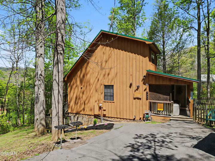 Property Photo:  3421 Shelnutt Way  TN 37862 