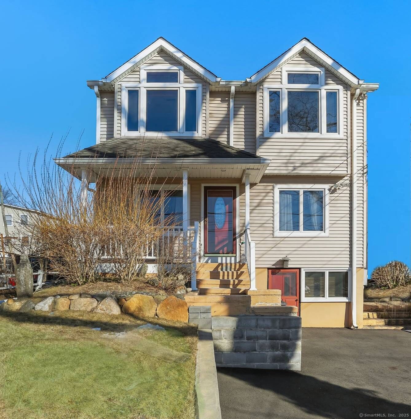 Property Photo:  556 Fairfield Avenue  CT 06902 