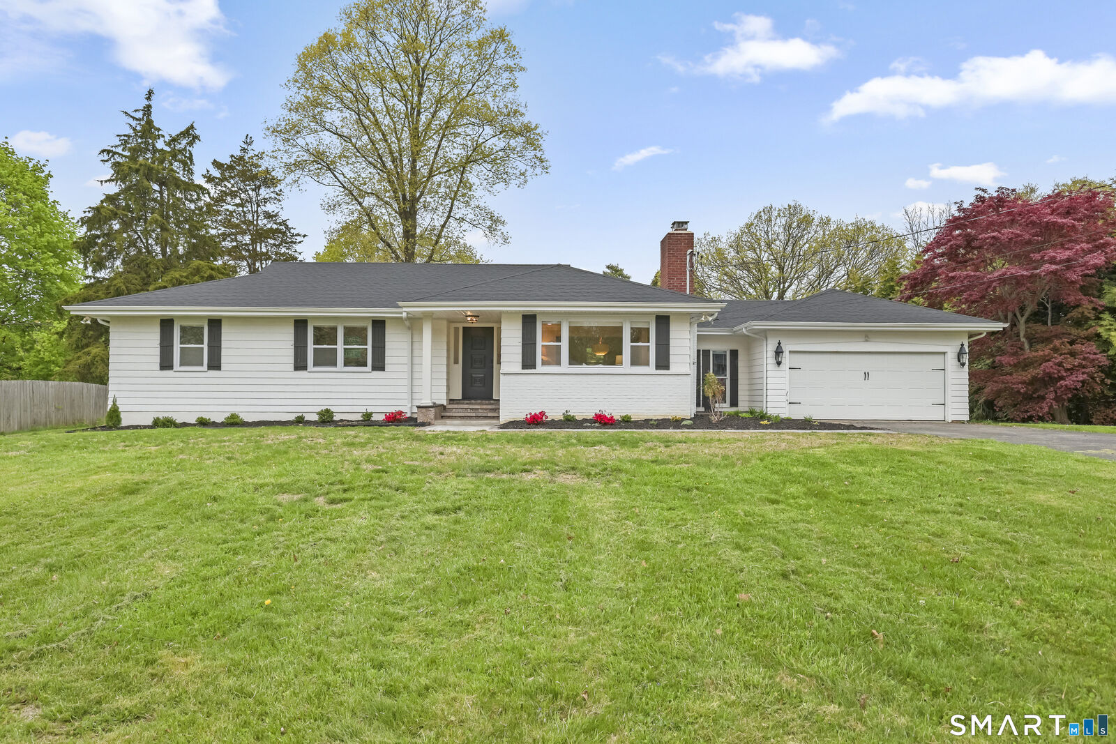 Property Photo:  28 Kingston Road  CT 06611 