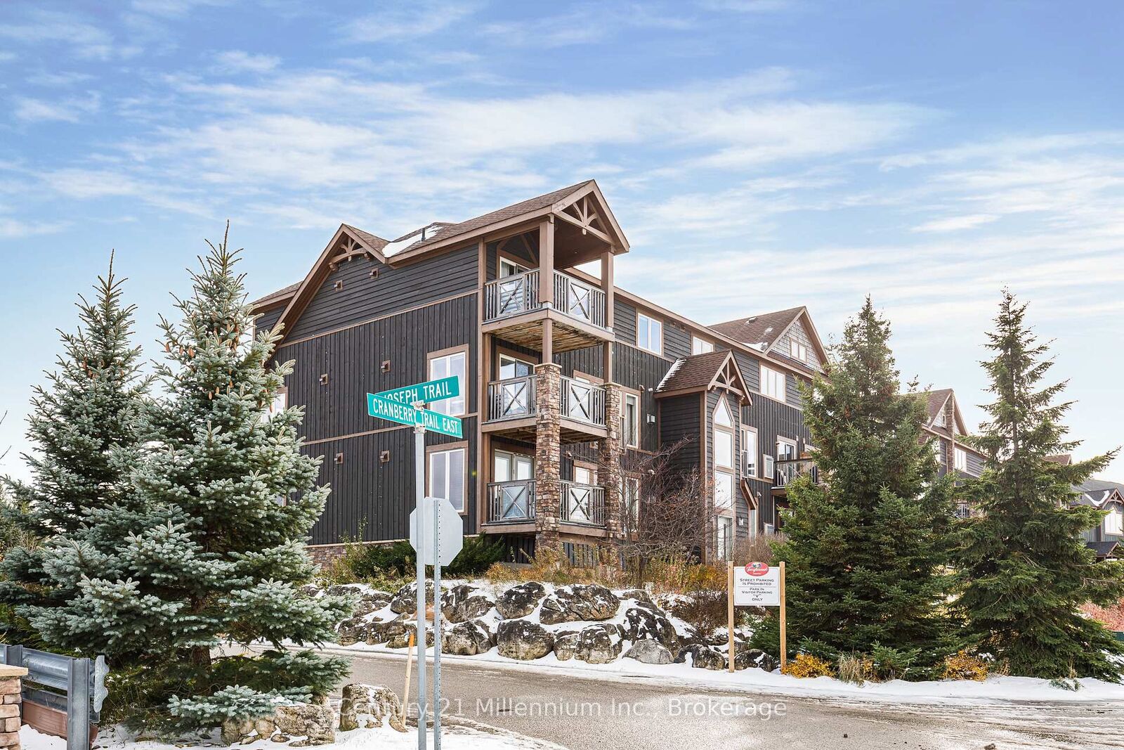 Property Photo:  6 Joseph Trail 201  ON L9Y 0J2 