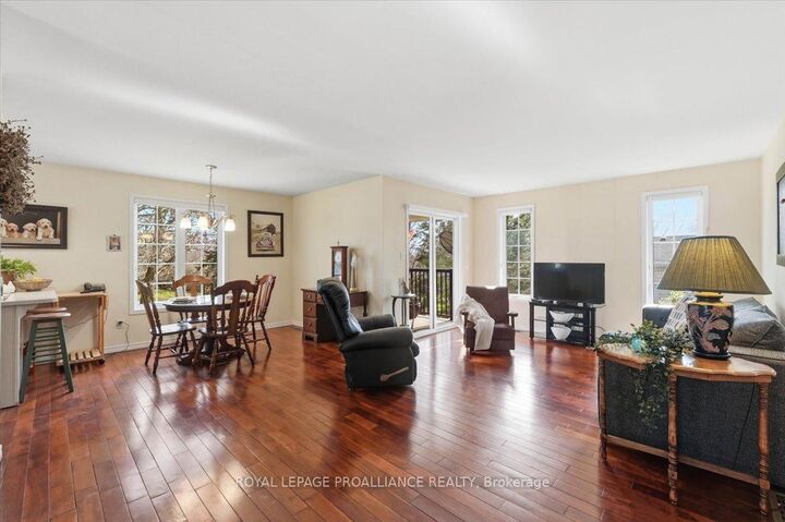 Property Photo: 52 Horace Avenue ON K0K 2K0