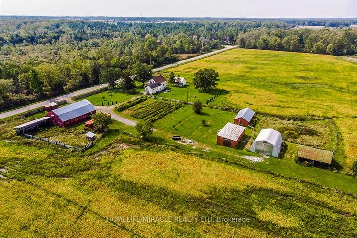 970 Carl Road — photo 1