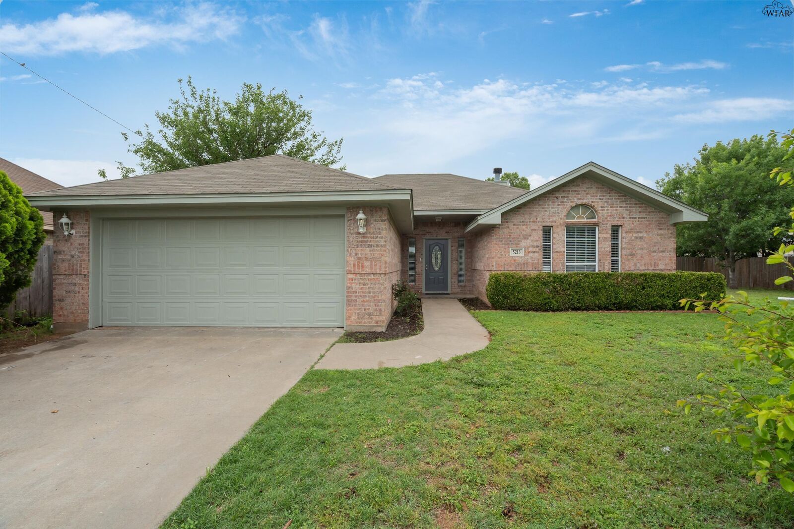 Property Photo:  5213 Northview Drive  TX 76306 