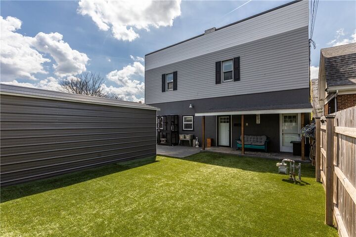 Property Photo:  33 Cycle Ave  PA 15401 