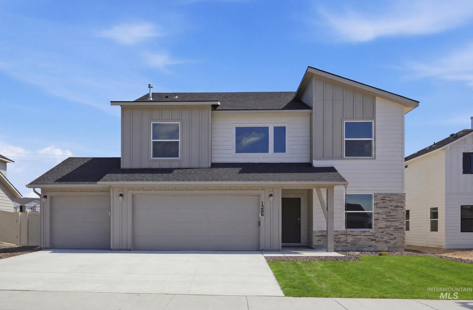Property Photo:  1266 W Pack River Dr  ID 83642 