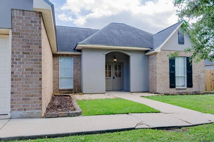 Property Photo:  36447 Crestway Ave  LA 70769 