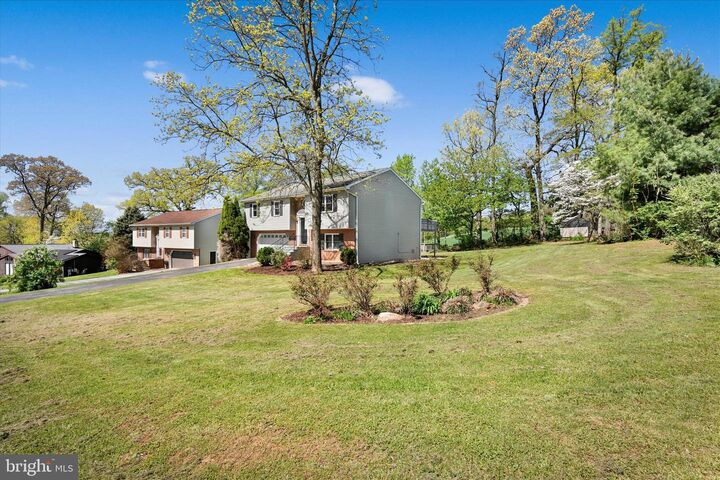 Property Photo: 301 Larkin Drive PA 17356