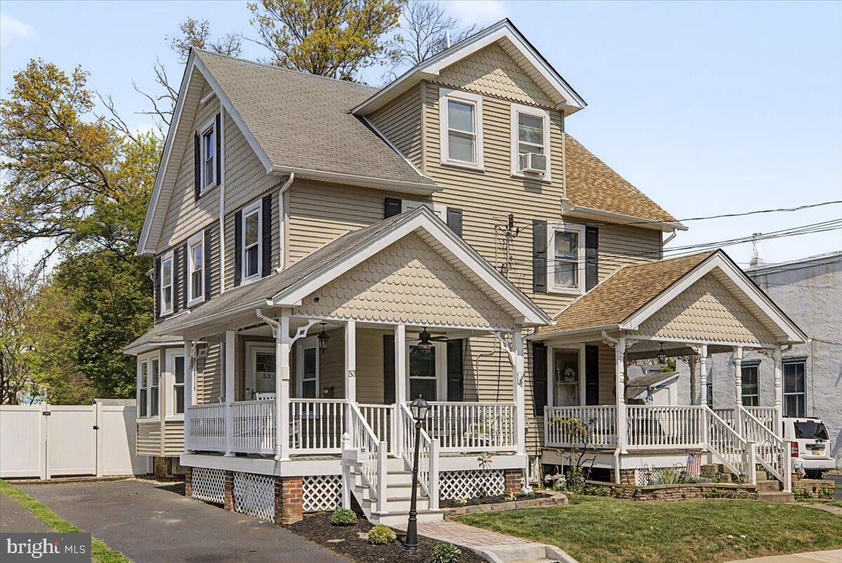 Property Photo:  53 E Montgomery Avenue  PA 19040 
