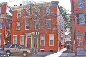 Property Photo:  152 E Walnut Street  PA 17602 