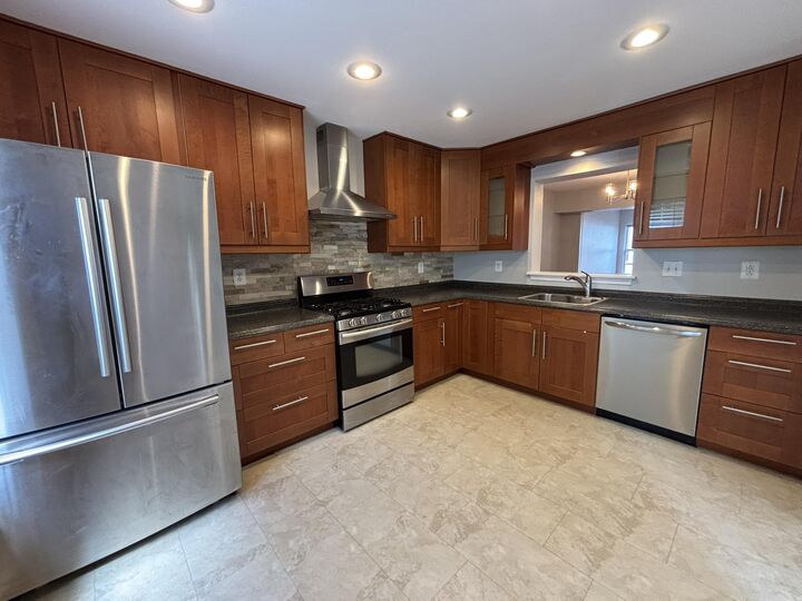 Property Photo:  4666 Louise Saint Claire Drive  PA 18902 