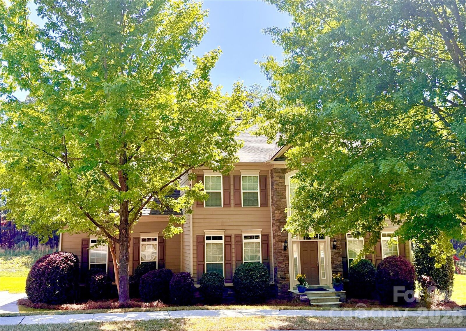 Property Photo:  10706 Anglesey Court  NC 28278 
