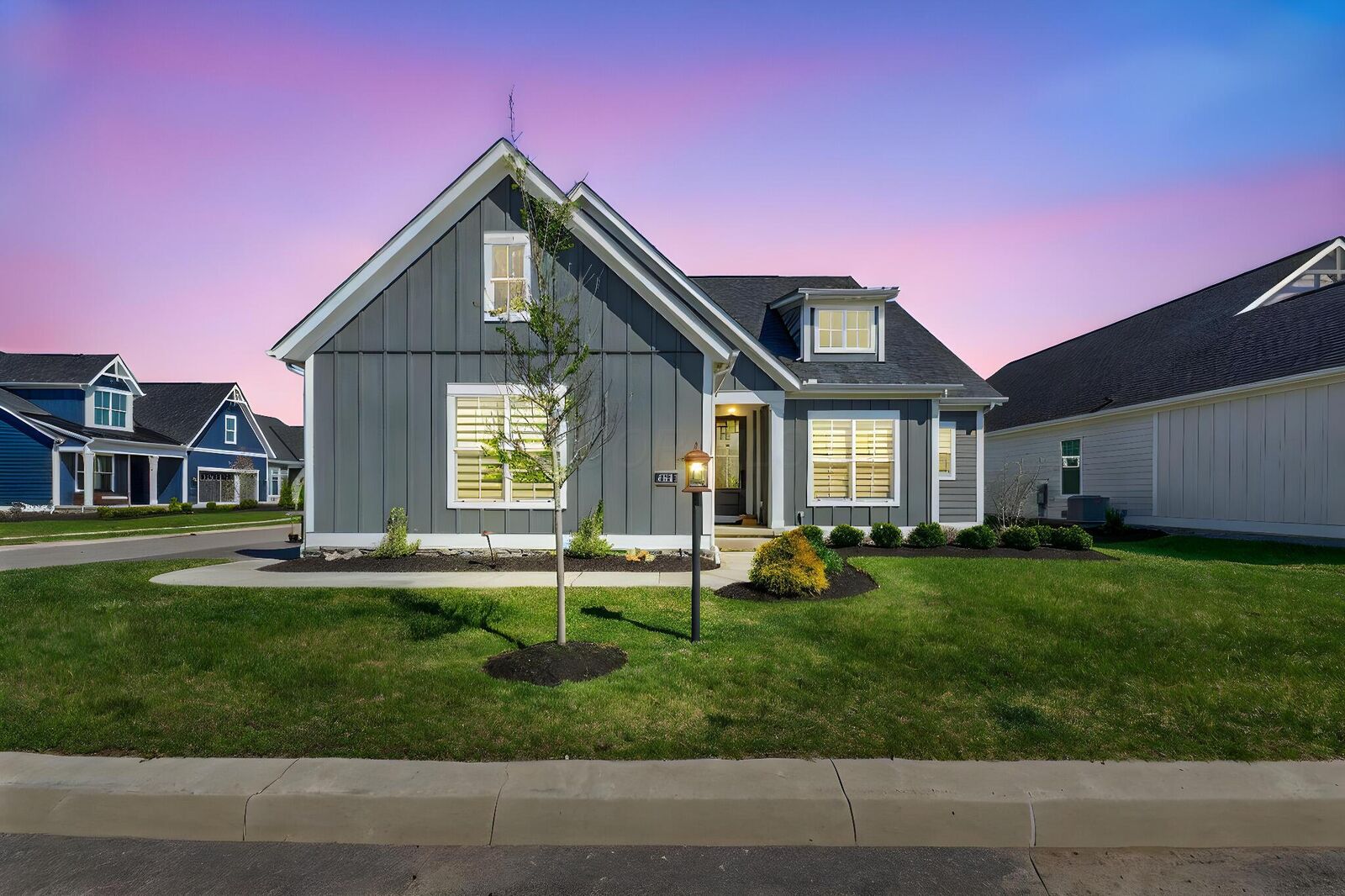 Property Photo: 4261 Flamingo Drive OH 43035