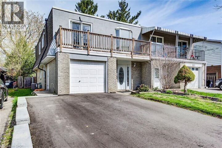 Property Photo:  114 Dalegrove Drive  ON N2M 2G5 