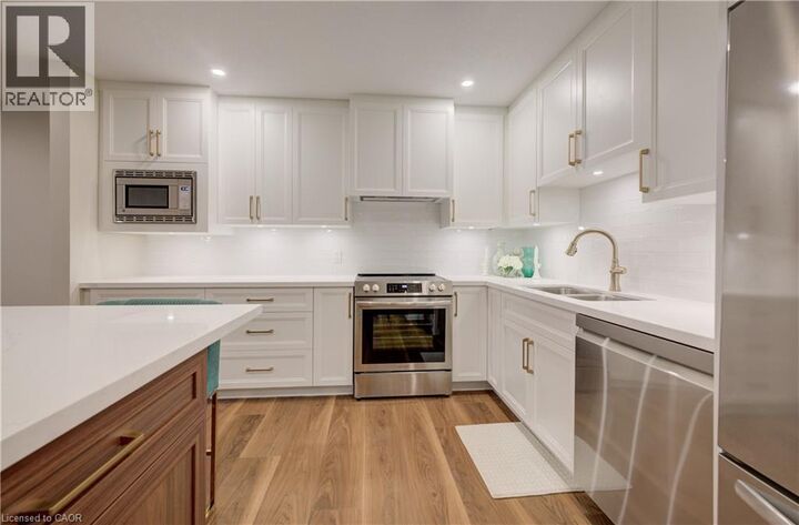 Property Photo: 440 Durham Street West 105 ON N0G 2L1