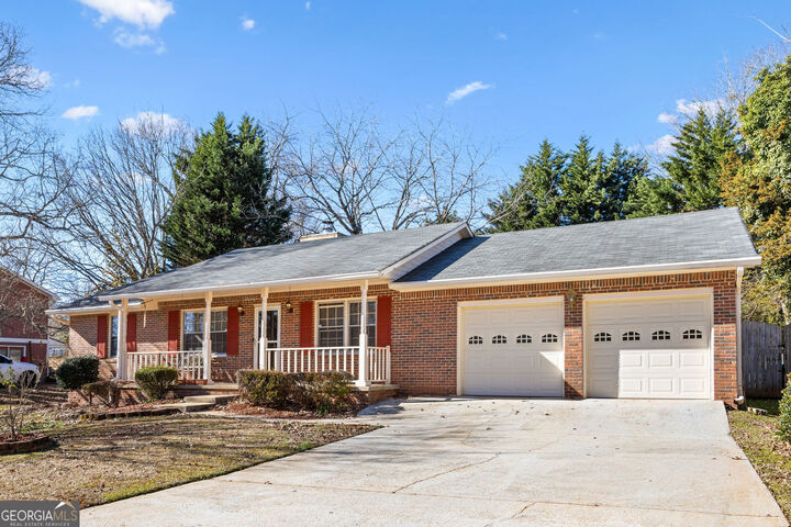 Property Photo:  2805 SE Bridle Path SE  GA 30094 