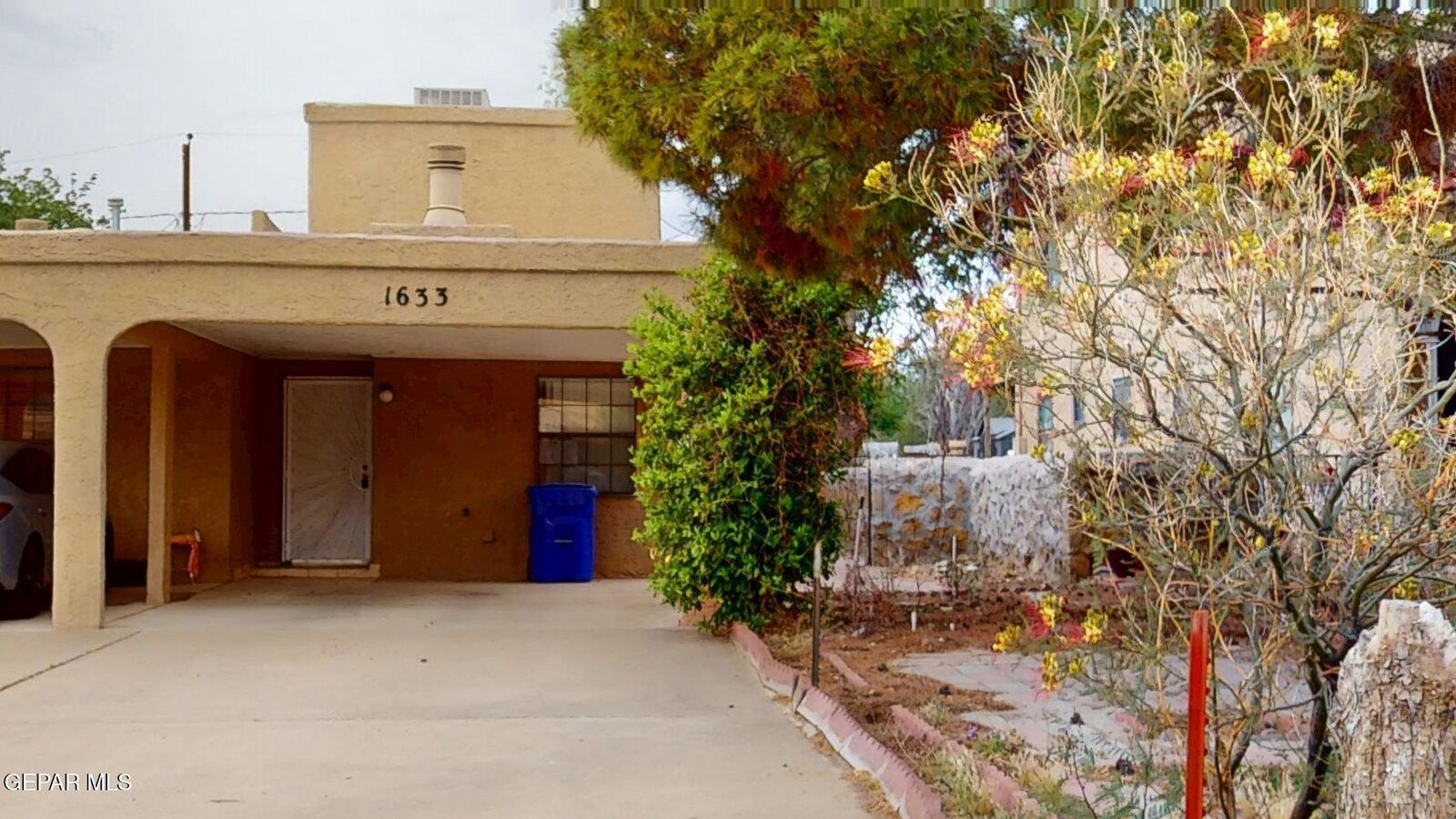Property Photo:  1633 Ebony Avenue  NM 88001 