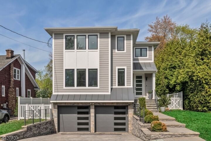 Property Photo:  67 Westervelt Pl  NJ 07626 