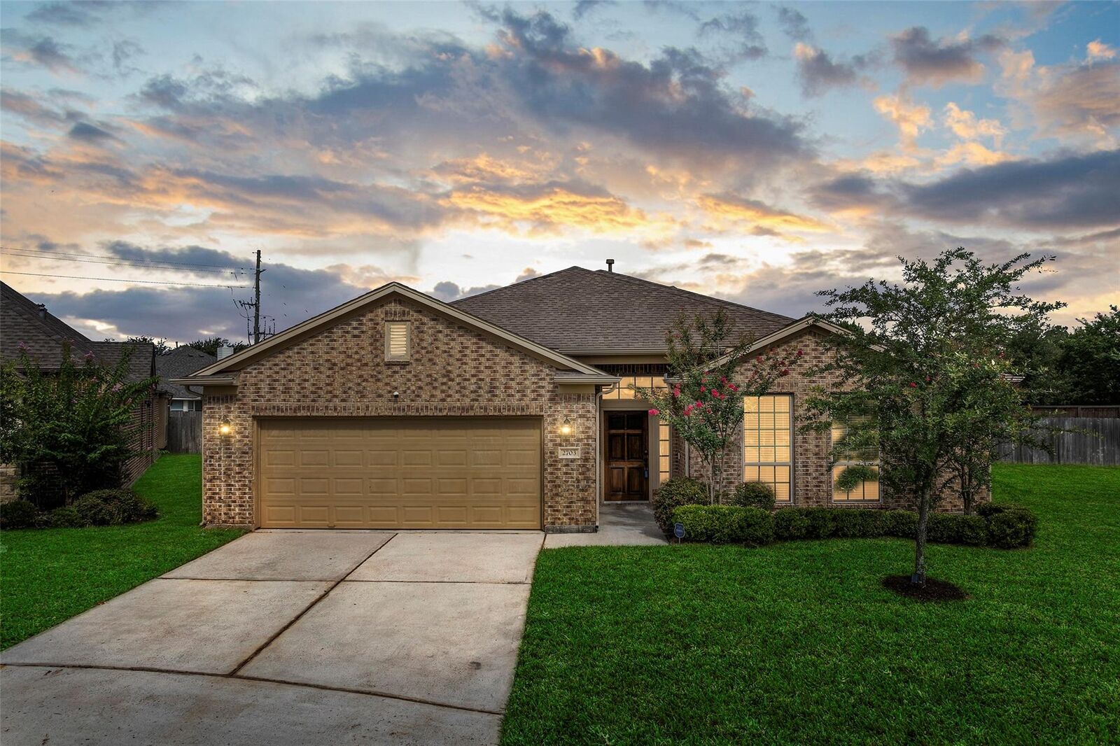 Property Photo: 2703 Barrington Branch Drive TX 77373