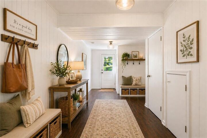 Property Photo:  1607 E 79th Street  MO 64131 