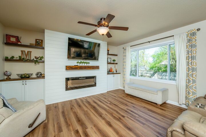 Property Photo: 509 S 13th Street IA 50003