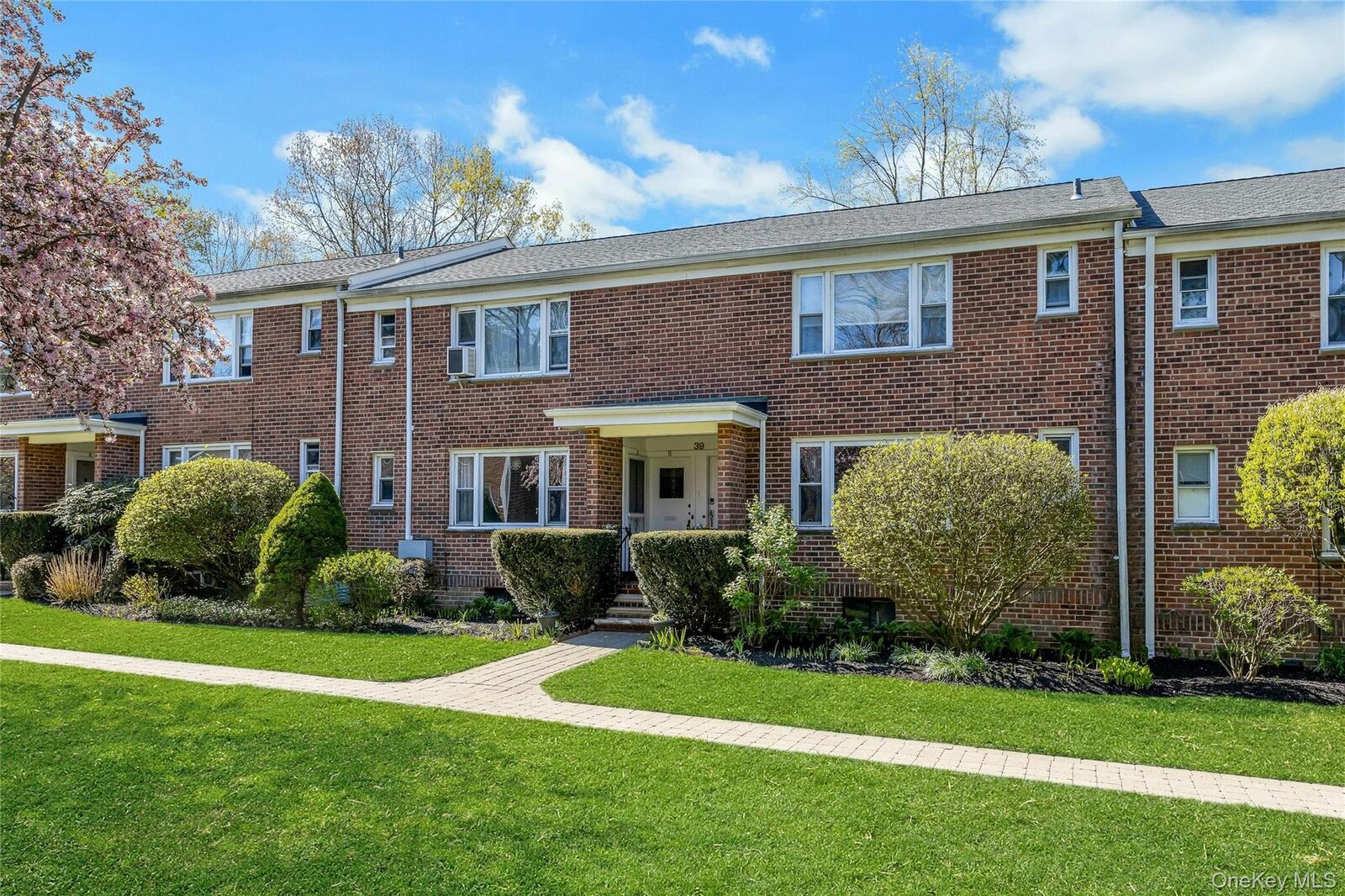Property Photo:  39 Carpenter Avenue A  NY 10549 