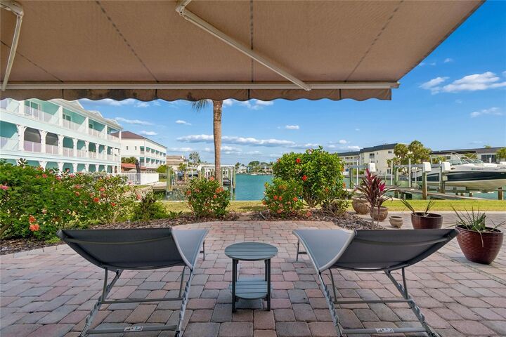 Property Photo:  152 117th Avenue  FL 33706 