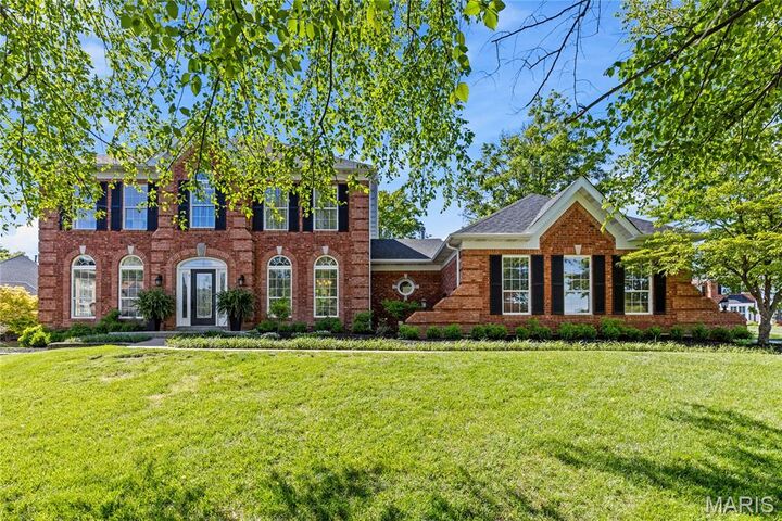 Property Photo:  553 Malinmor Drive  MO 63304 